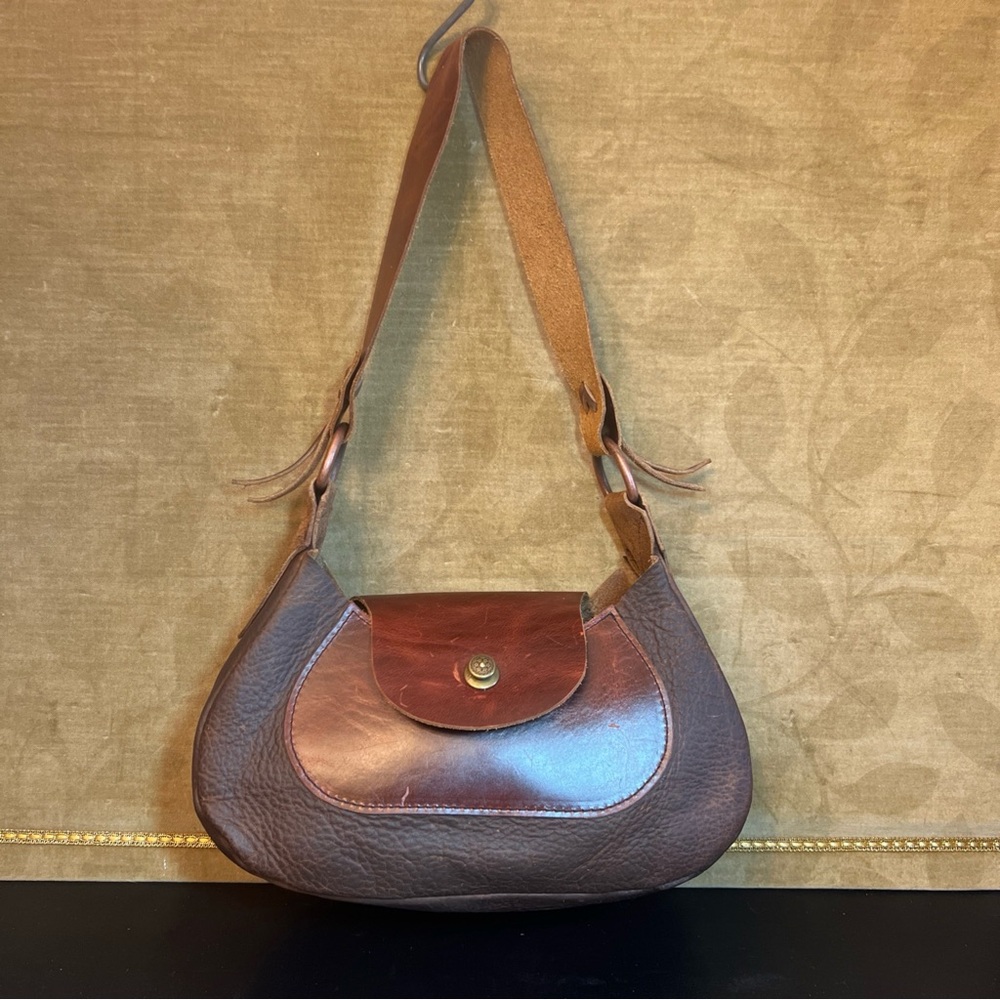 Handcrafted Made Brown Leather Baguette Shoulder Bag Purse Loxx Clasp 18.5”